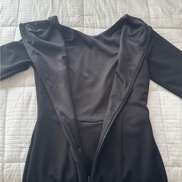 Lulus black half sleeve winter chic dress with front pleated detail - Picture 4 of 9